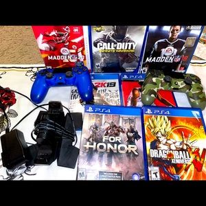PS4 Games, controllers and PS4 stand